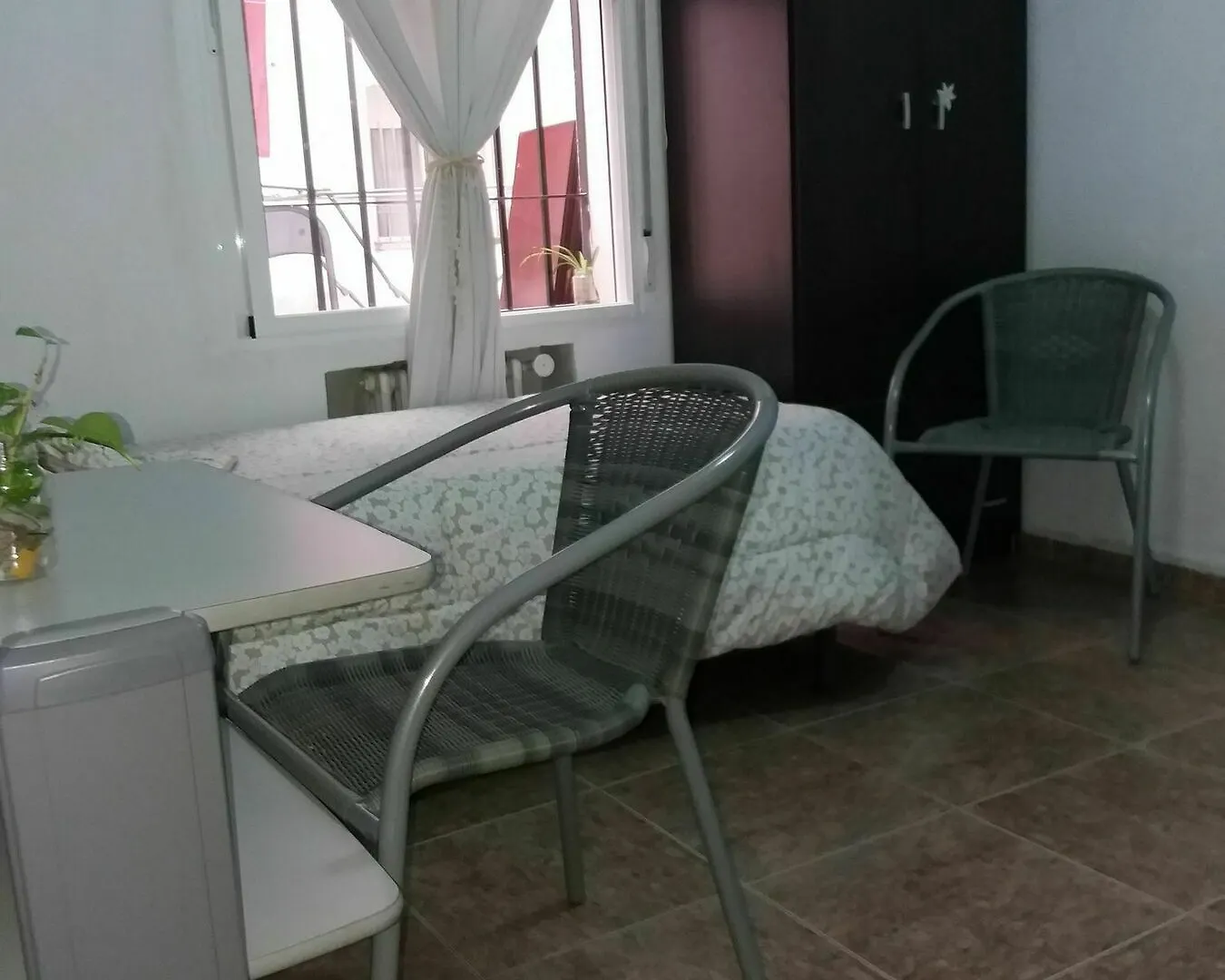 Homestay Beside The Roman Wall Cordoba